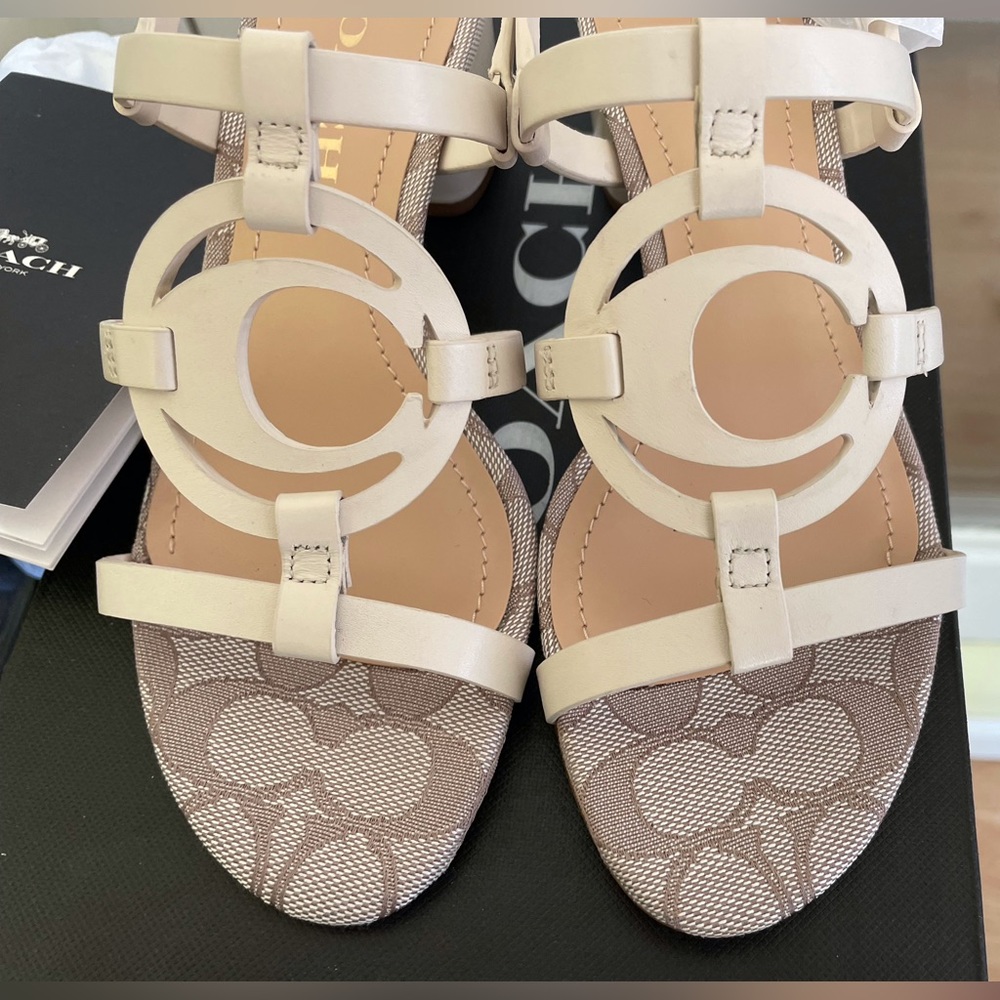 Beautiful leather Coach Block Heel Sandals